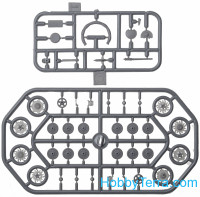 Ace  72107 BMP-1 Soviet infantry fighting vehicle with rubber tracks