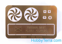 Hobby Boss  83521 Russian SSGN Oscar II Сlass Kursk submarine