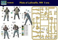 Master Box  3202 Pilots of Luftwaffe, WW II era. Kit 1