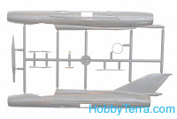 R.V. Aircraft  72042 Mikoyan MiG-21 M-21 'Mischen' (Target)