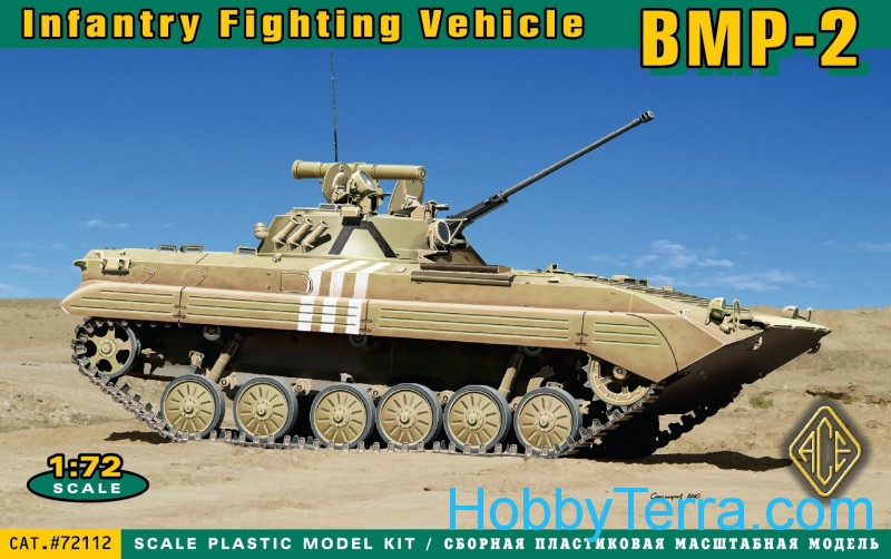 Ace  72112 BMP-2 Soviet infantry fighting vehicle with rubber tracks