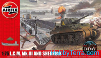 LCM Mk.III and Sherman