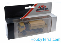 AMA 531106 Assembled painted. 1:87 Kamaz generator, Aeroflot