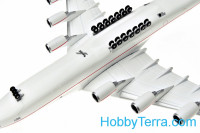 Herpa  518895 AN-225 Mriya & Buran Orbiter