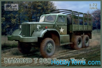 DIAMOND T 968 Cargo Truck