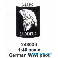 WWI German pilot in summer uniform, metal