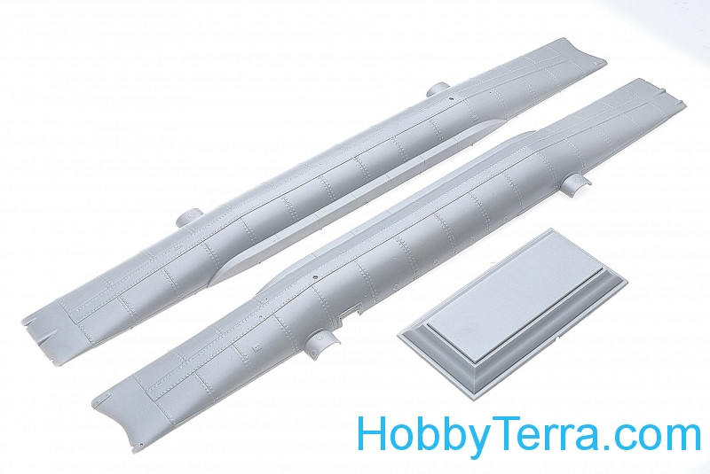 Mikro Mir 1/35 Scale CSS H.L. Hunley 1863 Confederate Submarine Model Kit - MM35-013