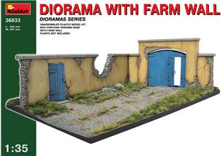 Miniart  36033 Diorama with farm wall