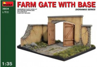 Farm gate with base