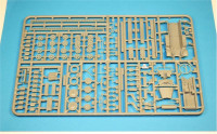 MK72 07201 Sd.Kfz.10 Demag Typ "D7" in scale 1/72