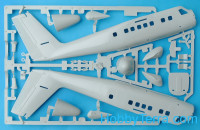 Revell  04901 DHC-6 Twin Otter civil aircraft