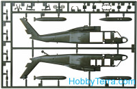 Revell  04984 UH-60A helicopter