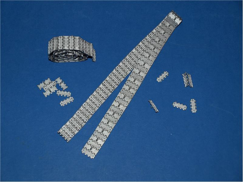 Sector35  3517 Assembled metal tracks for T-34 (mod. 1943)