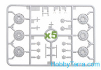 Trumpeter  01580 Soviet T-64AV tank model 1984