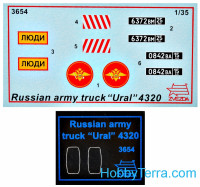 Zvezda  3654 Russian army truck Ural-4320