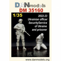 Ukrainian officer Security Service of Ukraine and prisoner