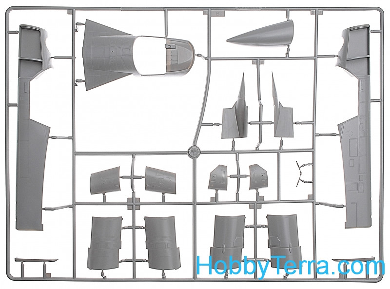 FB-111アードバーク Hobby Boss 80351 HobbyTerra.com