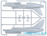 Hobby Boss  87202 A-7B CORSAIR II