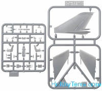 Modelsvit  72044 Su-17M3 (earlier version) advanced fighter