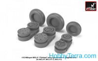 Wheels set 1/32 Mikoyan MiG-21 Fishbed w/weighted tires, early