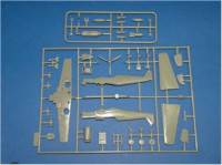 ICM  72135 Messerschmitt Bf 109E-7/B WWII German fighter-bomber