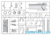 Italeri  0371 Demag D7 with 2 cm Flak 38