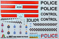 Italeri  3657 Ford Transit UK Police