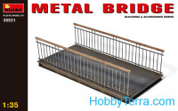 Metal bridge (made of Plastic)
