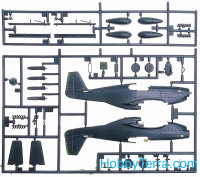 Revell  04182 P-51B Mustang fighter